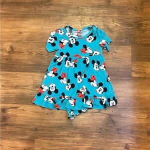 Posh Peanut Disney Mickey Mouse and Minnie Mouse Smooches VDay Bodysuit